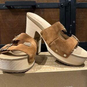 Dr. Scholl's Brown Suede Women's Clogs